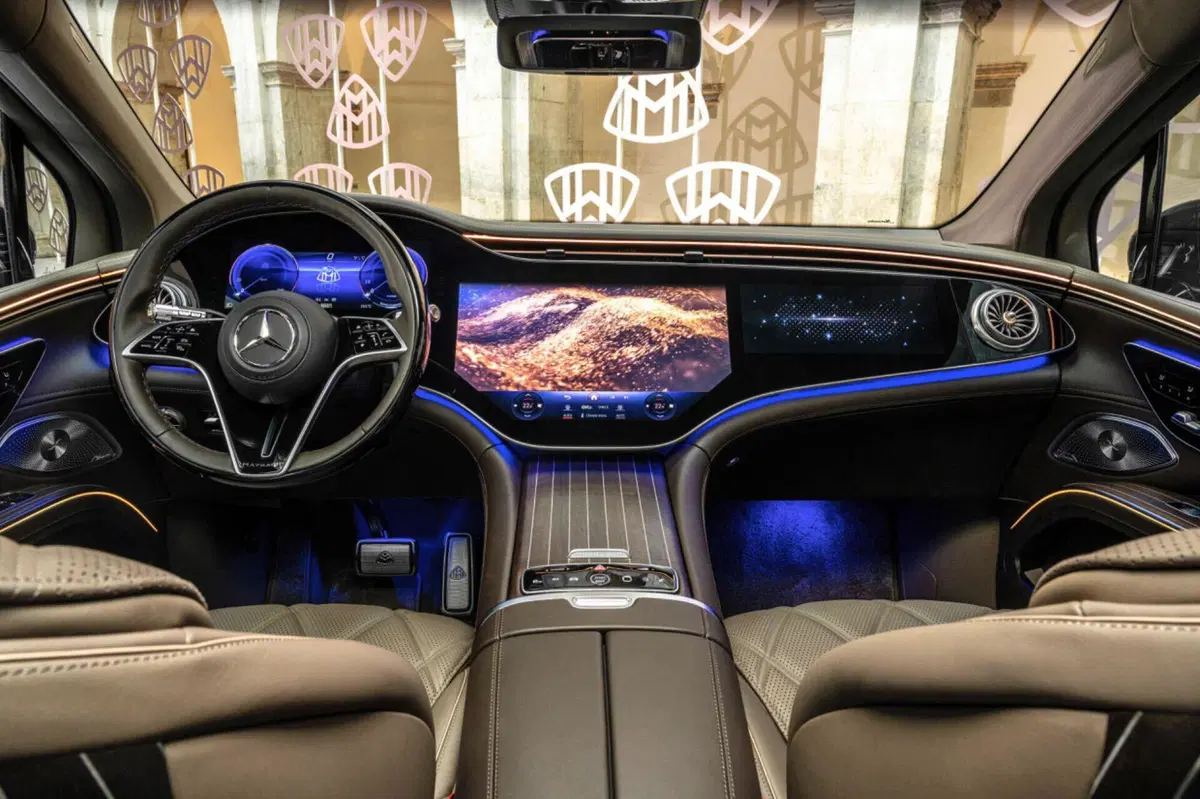 Mercedes-Maybach EQS, il prezzo parte da 200.000 euro (7)