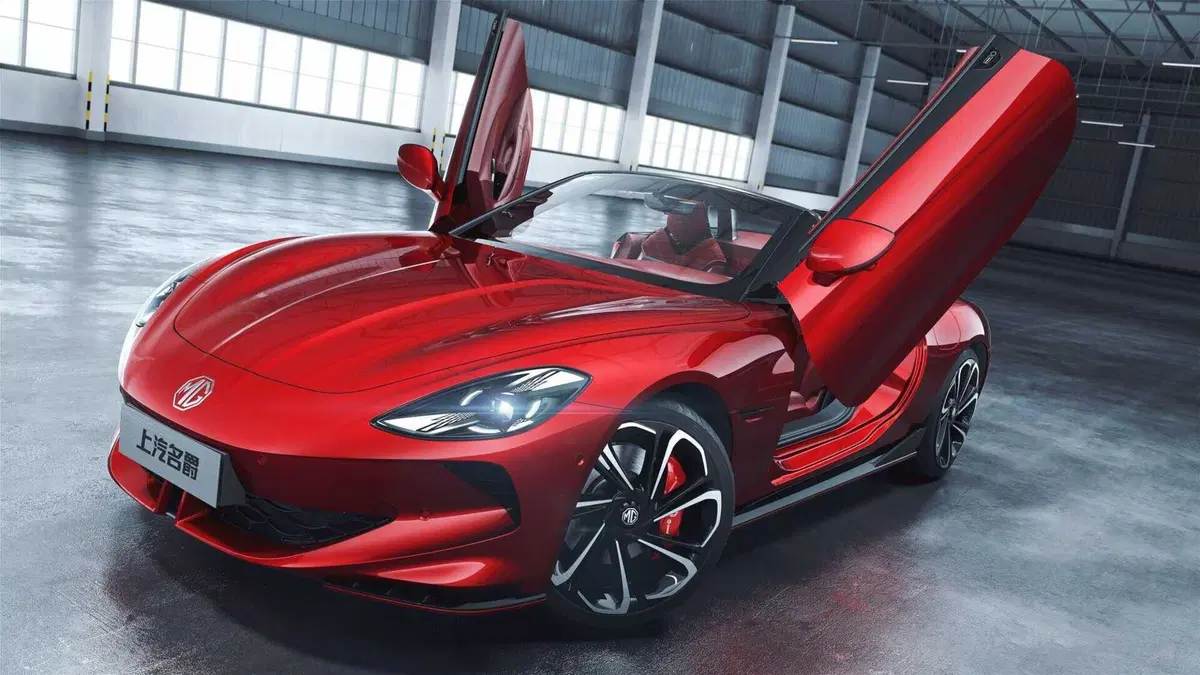 MG Cyberster, la roadster elettrica da 544 Cv arriva in Europa (5)
