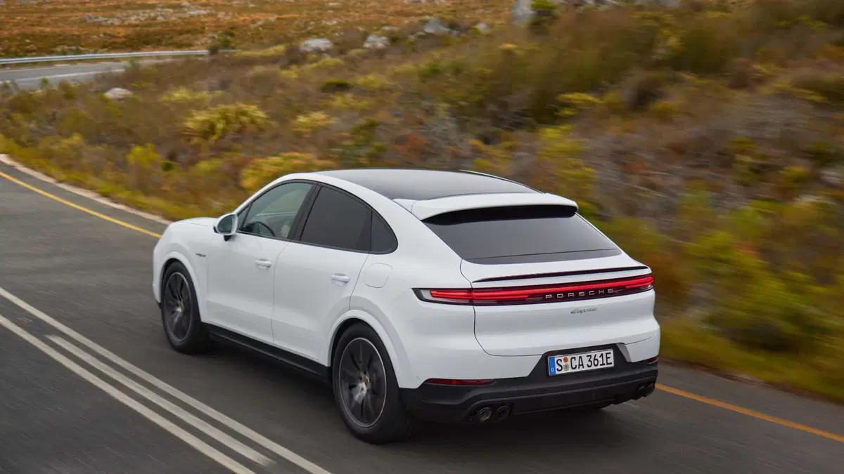 Porsche Cayenne Coupé (2019-->>) (7)