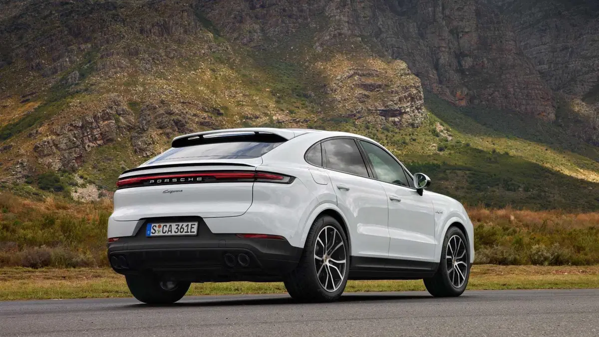 Porsche Cayenne Coupé (2019-->>) (2)