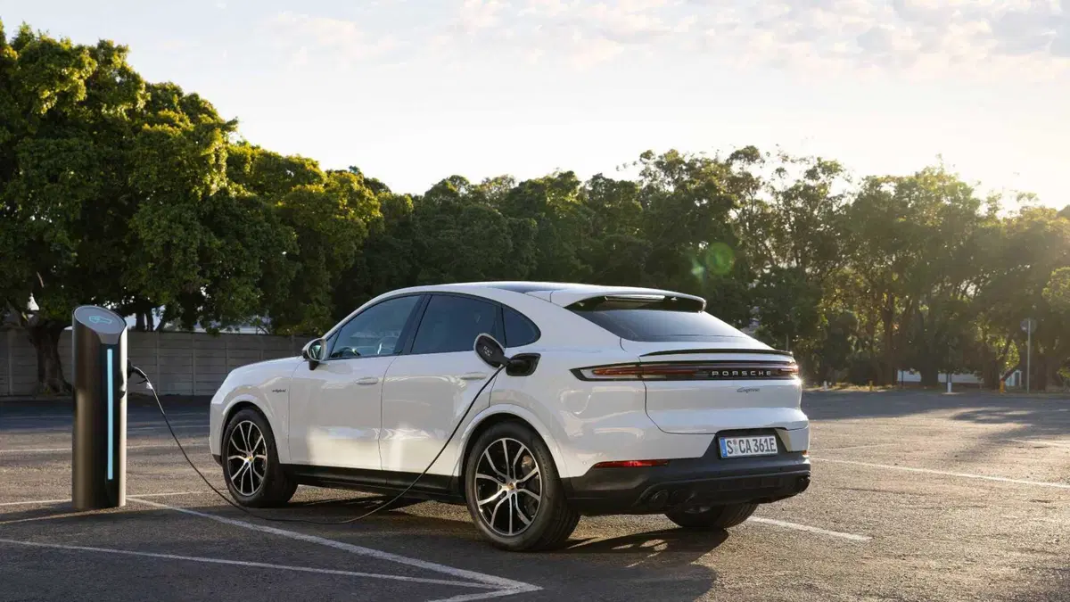 Porsche Cayenne Coupé (2019-->>) (3)