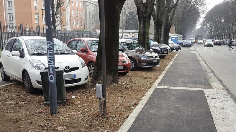 Milano e il problema dei parcheggi: ecco le proposte per migliorare la situazione