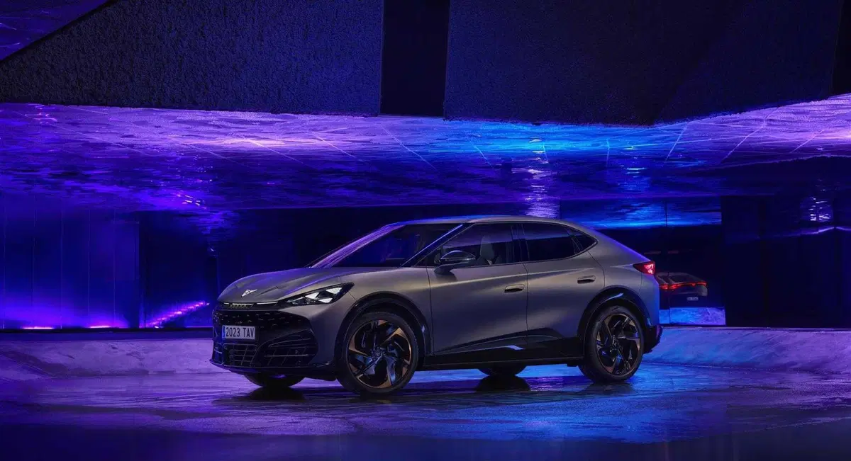 Cupra Tavascan: eccola in video, dal VIVO è pazzesca e ha 340 CV! (13)