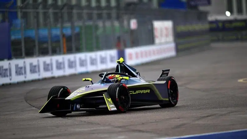 Formula E, E-Prix Berlino 2023 - R8: Frijns vince la pole sul compagno Mueller