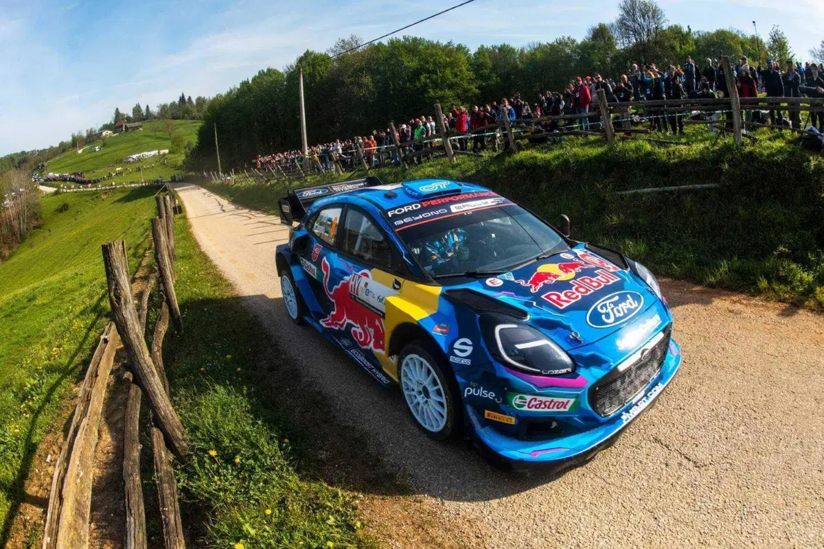 WRC Croazia. Evans, Toyota, Vince e Raggiunge Ogier in Testa al Mondiale (14)