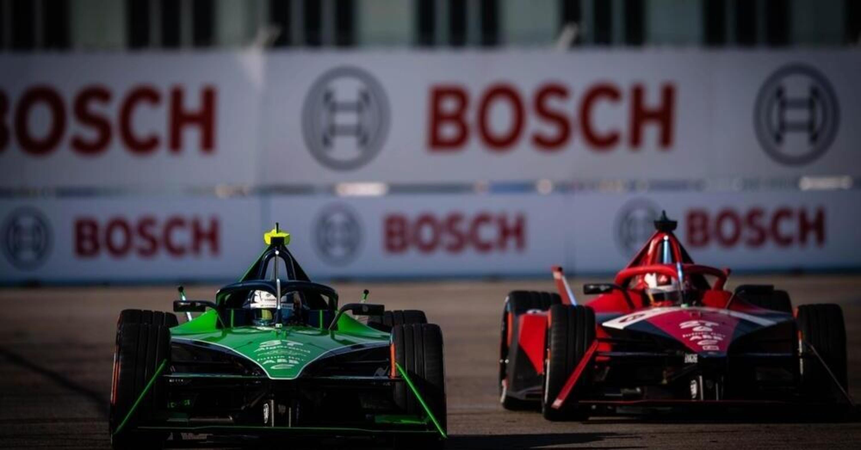 Formula E, E-Prix di Berlino -R8:Vince Cassidy davanti a Dennis e Vergne