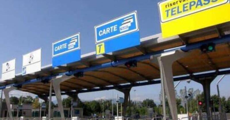 Contanti no grazie: in autostrada meglio i pagamenti elettronici