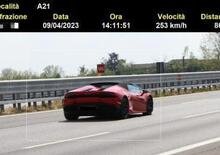 Lamborghini Huracan segnalata a 253 km/h in autostrada, attenzione