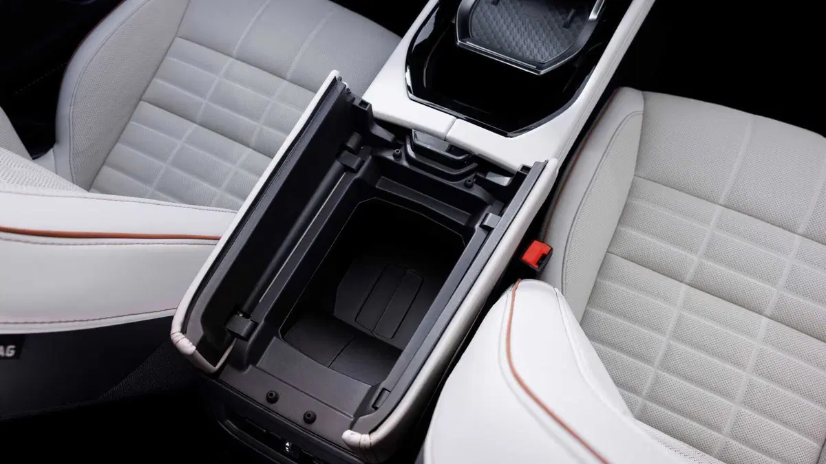 Renault Espace (2023-->>) (25)