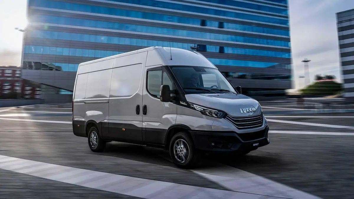 Iveco eDaily Furgone (2023-->>) (2)