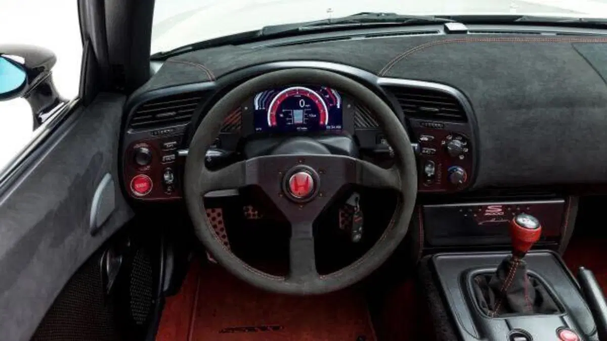 Metti insieme una Honda S2000 e una Civic Type R: restomod californiano (5)