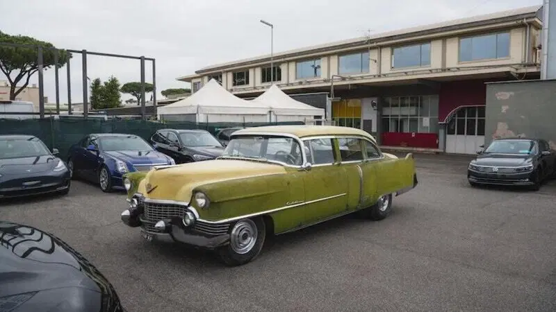 La Cadillac di Tot&ograve; va all'asta: principesca, V8 e lunga sei metri
