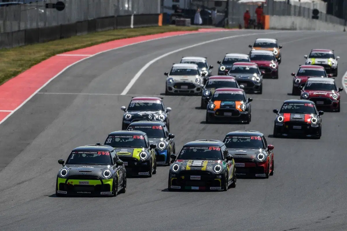 BMW Italia: dalla Mini Challenge Academy al Campionato Italiano Gran Turismo, il programma motorsport per il 2023 (9)