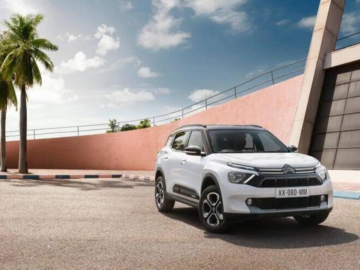 Nuova Citroen C3 Aircross: piccola Suv ma a "passo lungo" dall'India (6)