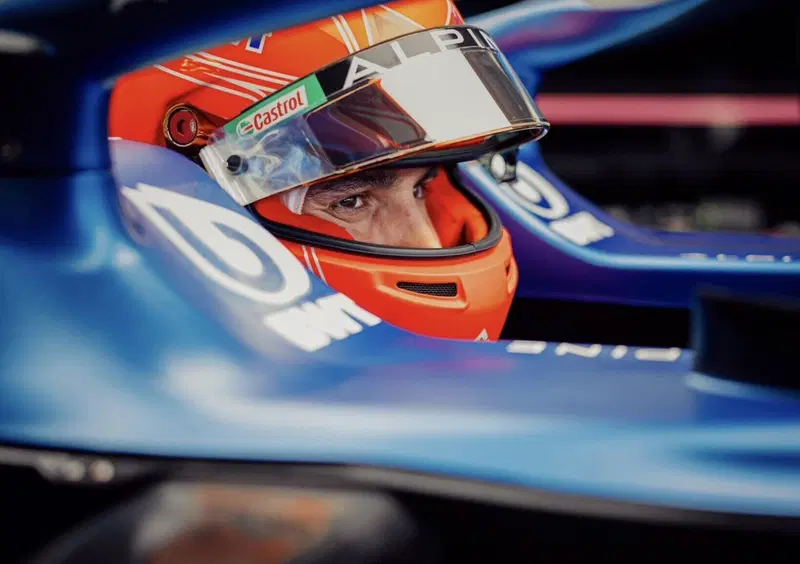 Esteban Ocon &egrave; rimasto ai box per buona parte delle FP1 del GP d'Azerbaijan 2023 di F1 a Baku