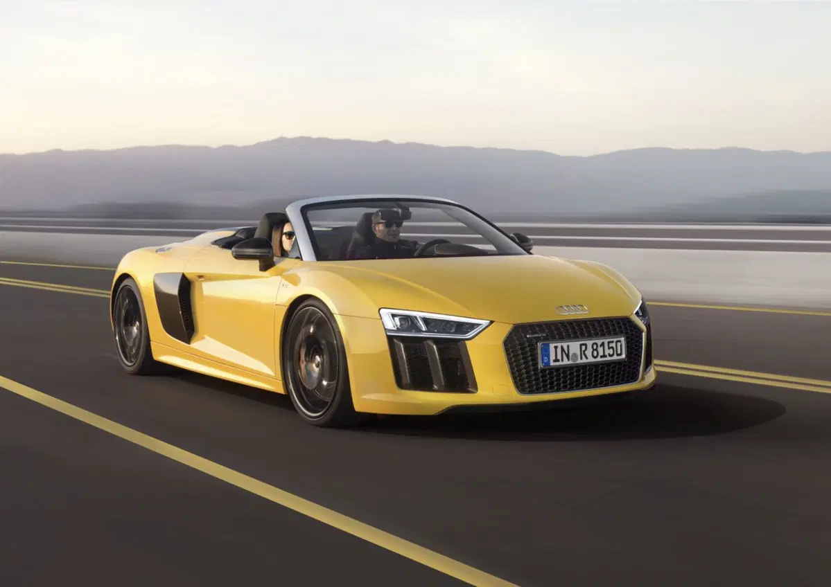 Nuova Audi R8 Spyder, la scoperta