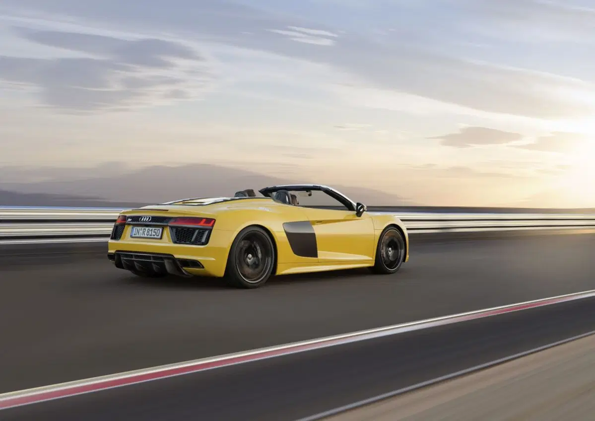 Nuova Audi R8 Spyder, la scoperta (2)