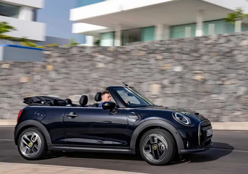 MINI Mini Cabrio (2023-->>) (30)