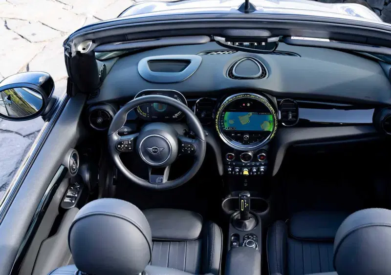 MINI Mini Cabrio (2023-->>) (33)