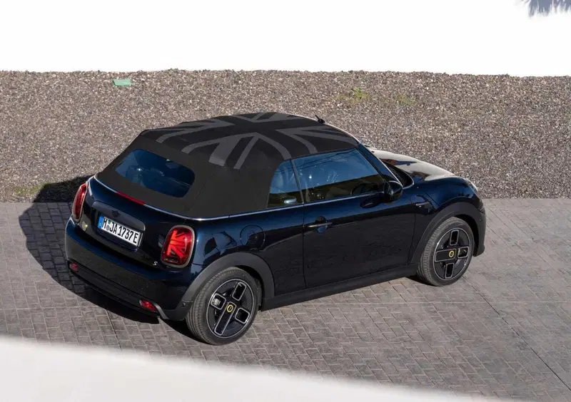 MINI Mini Cabrio (2023-->>) (31)