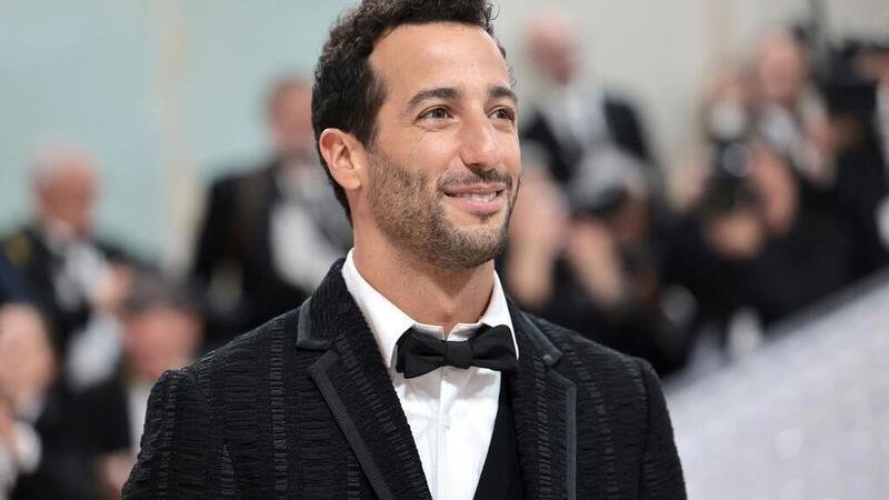 F1. Dalla pista al Met Gala: Daniel Ricciardo come Lewis Hamilton a New York