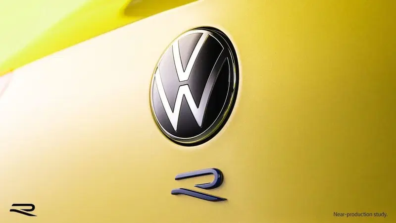 Volkswagen Golf R Limited Edition "333": appuntamento al 31 maggio [VIDEO]
