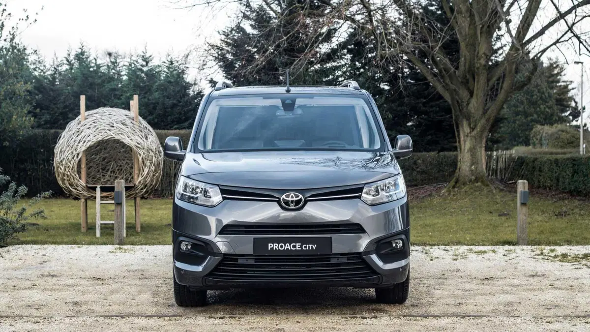 Toyota Proace City Verso Electric (2022-23) (5)