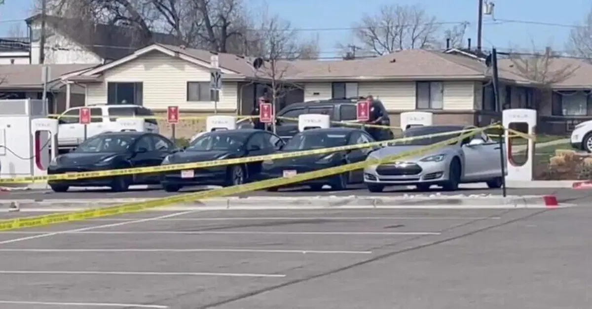 Tesla, litigano per un Supercharger e finisce in tragedia: sparatoria mortale in Colorado