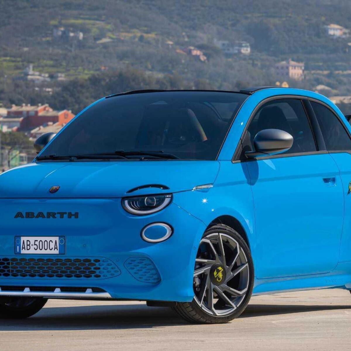 Abarth 500e Cabrio (2023--&gt;&gt;)