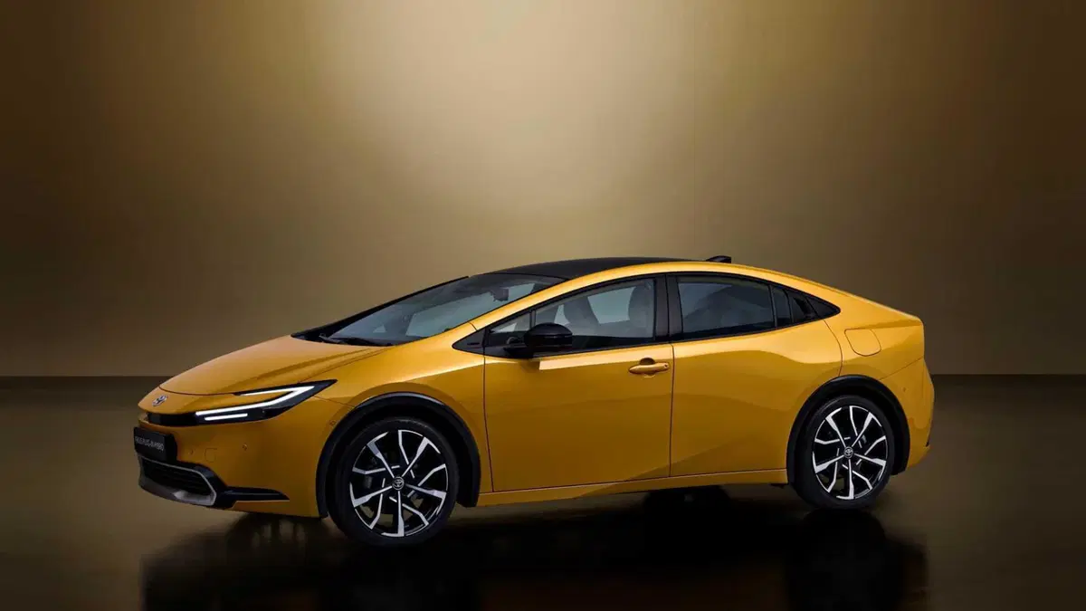 Toyota Prius (3)