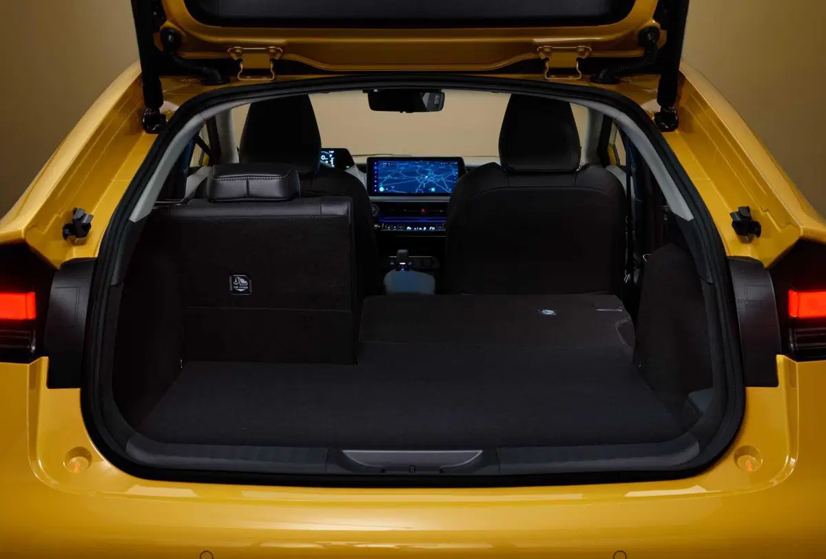 Toyota Prius (11)