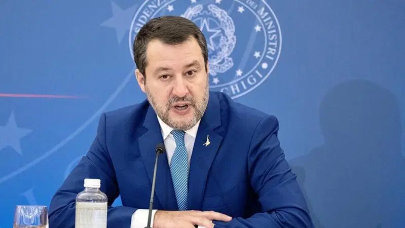 Salvini: "L'Europa deve lasciare liberi i singoli Paesi di decidere sul 2035"
