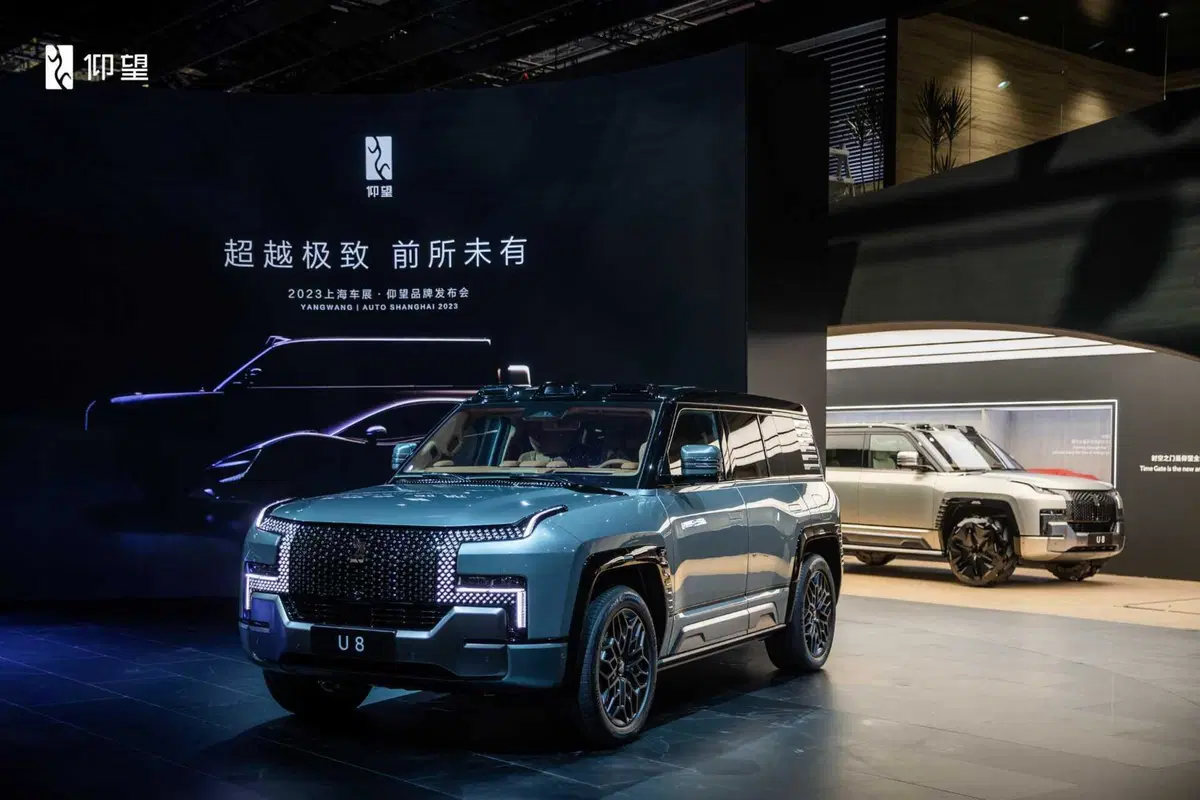 Yangwang: il marchio premium di BYD inizia le operazioni in Europa con la U8 e la U9 [VIDEO] (13)