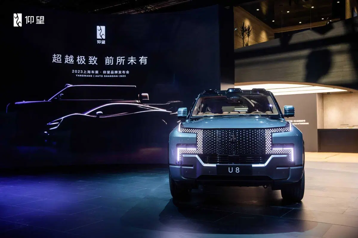 Yangwang: il marchio premium di BYD inizia le operazioni in Europa con la U8 e la U9 [VIDEO] (20)