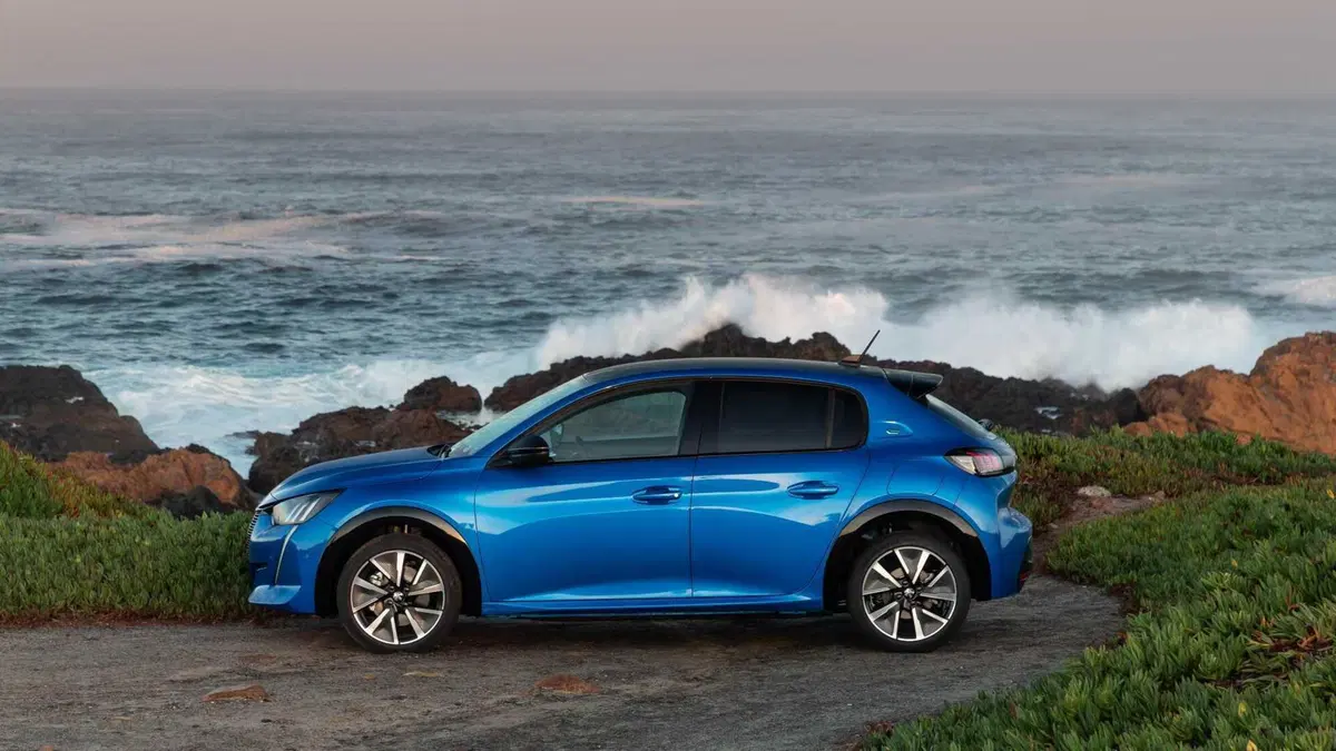 Peugeot 208 50 kWh Active (23)