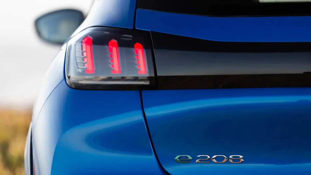 Peugeot 208 50 kWh Active (35)