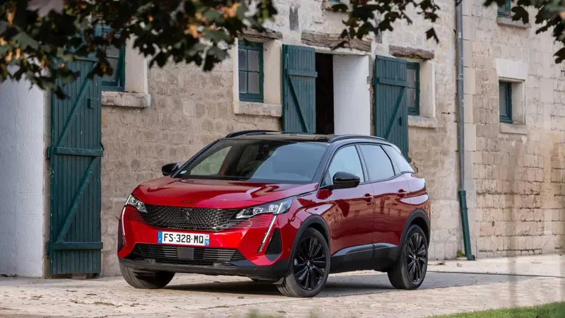 Peugeot 3008 BlueHDi 130 S&S EAT8 Active Pack