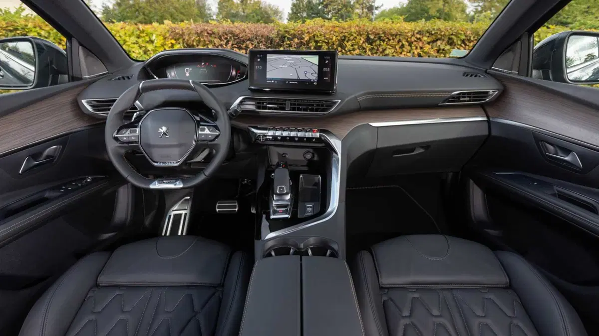 Peugeot 5008 BlueHDi 150 S&S Business (9)