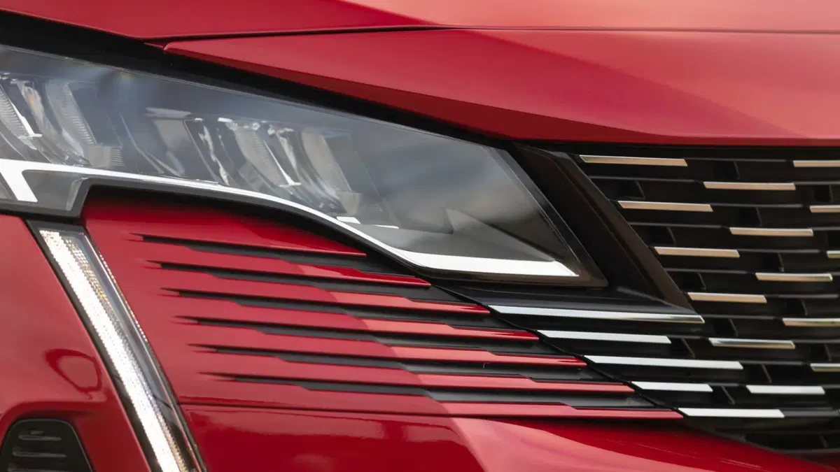 Peugeot 5008 BlueHDi 150 S&S Business (15)