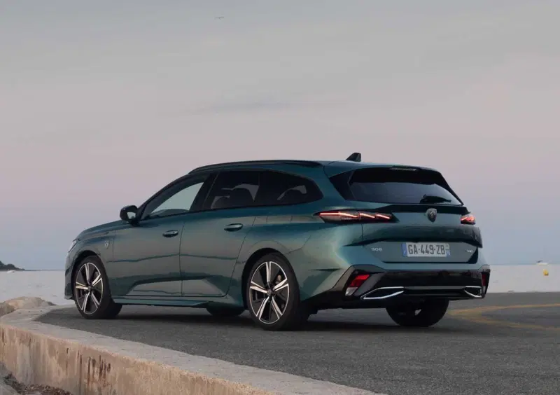 Peugeot 308 SW (2021-->>) (5)