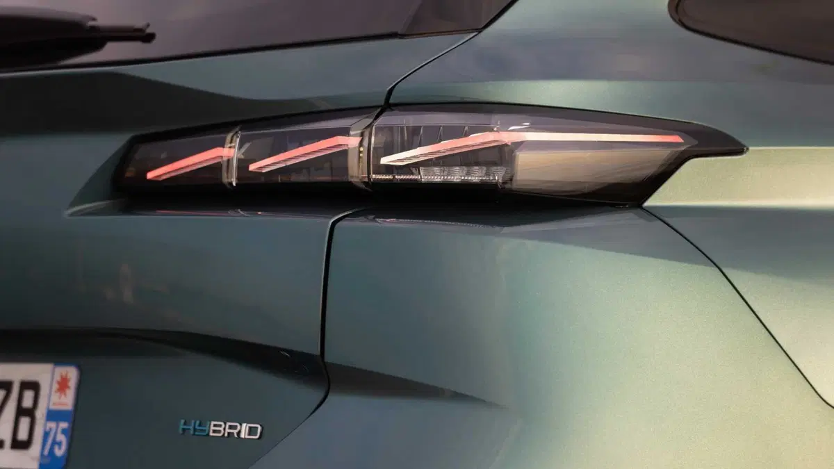 Peugeot 308 SW 54 kWh Allure (16)