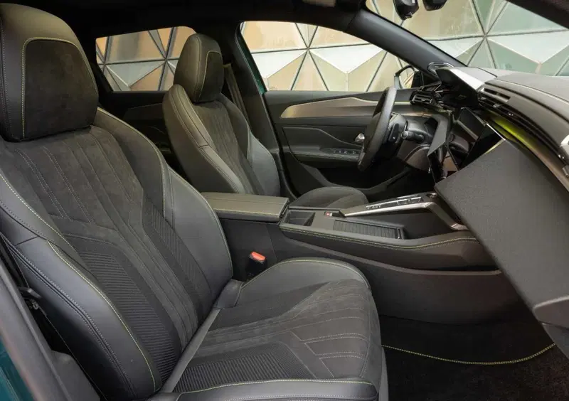 Peugeot 308 SW (2021-->>) (10)