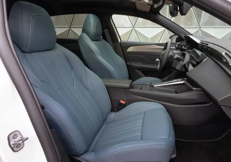 Peugeot 308 (10)