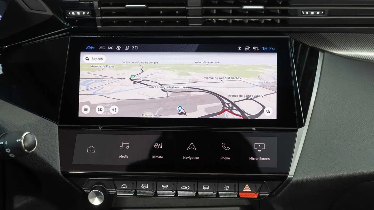 Peugeot 308 (2021-->>) (14)