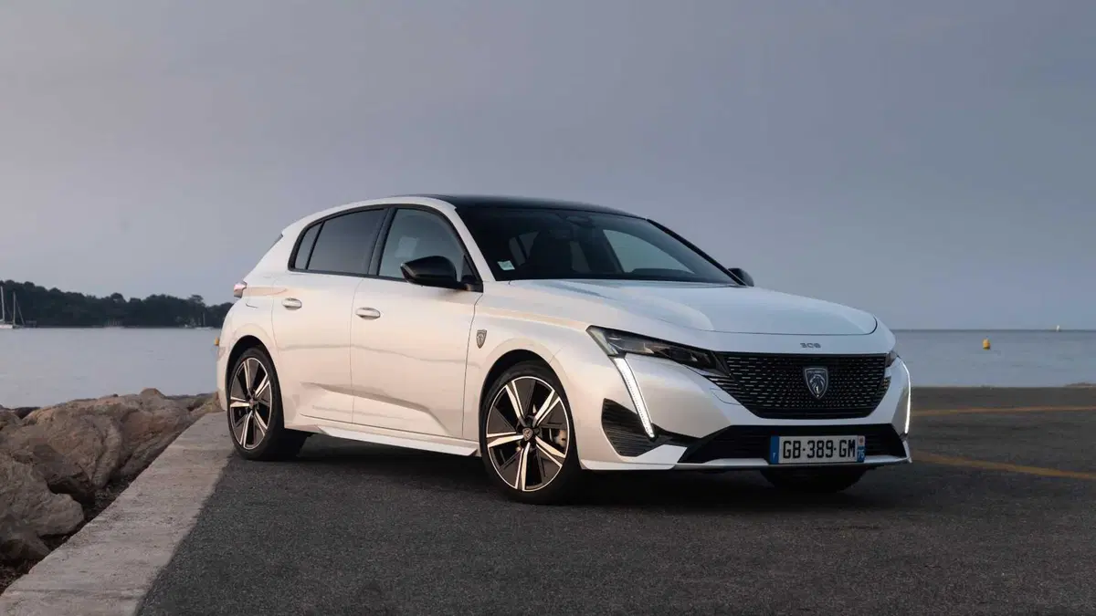 Peugeot 308 (2021-->>) (4)
