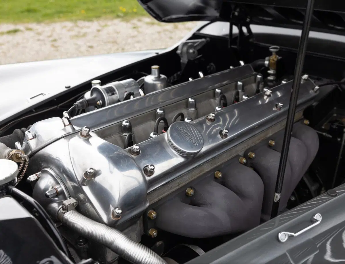 All’asta la Jaguar XK120 di Clark Gable: il prezzo è quasi abbordabile