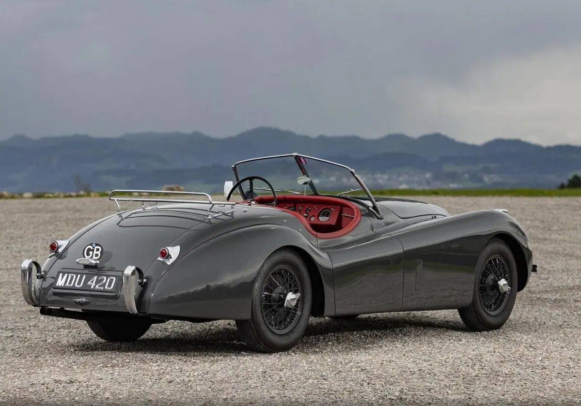 All’asta la Jaguar XK120 di Clark Gable: il prezzo è quasi abbordabile (2)