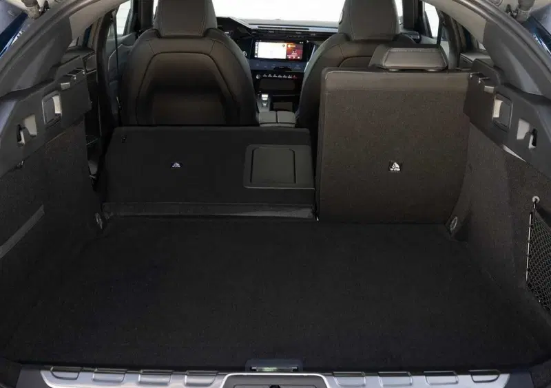 Peugeot 408 (2022-->>) (13)