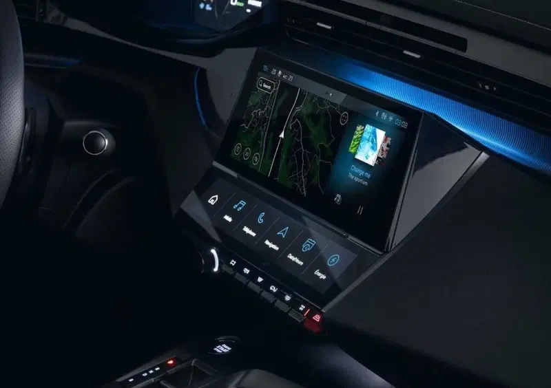 Peugeot 408 (2022-->>) (21)