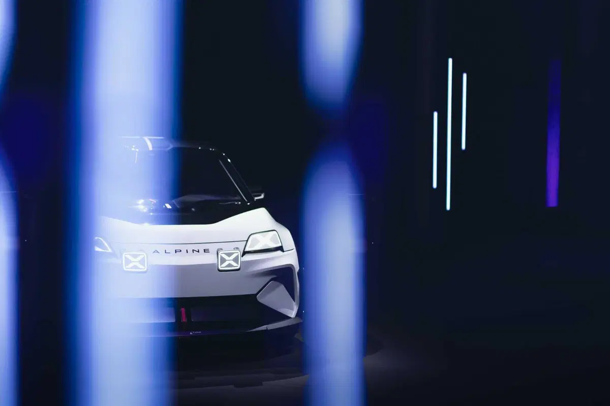 Alpine A-290 beta: vista dal vivo è ancora più effetto R5 Turbo [VIDEO] (37)